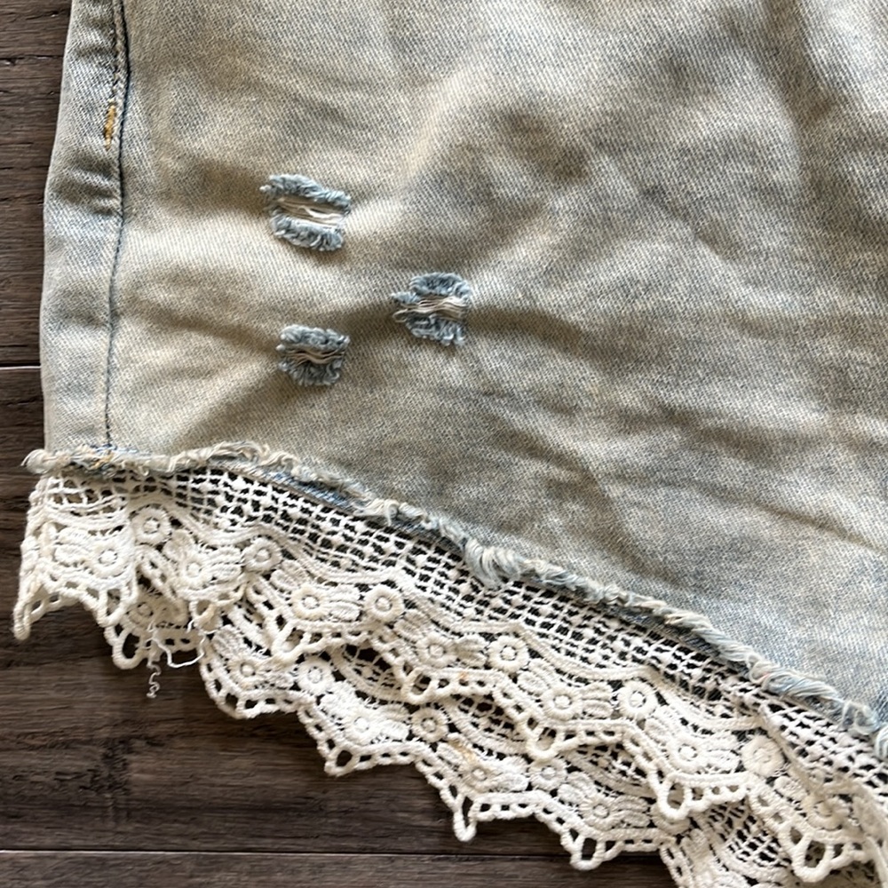 Free People jean shorts size 28 - Picture 4 of 4